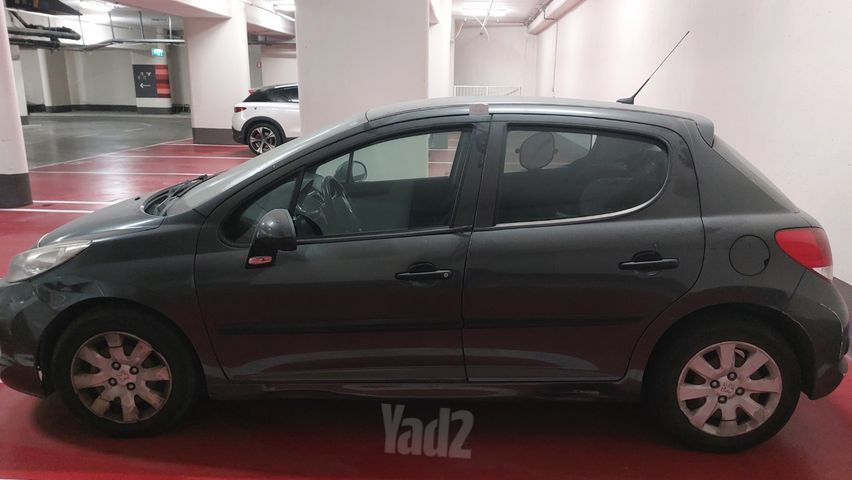 מודעת רכב פיג'ו 207