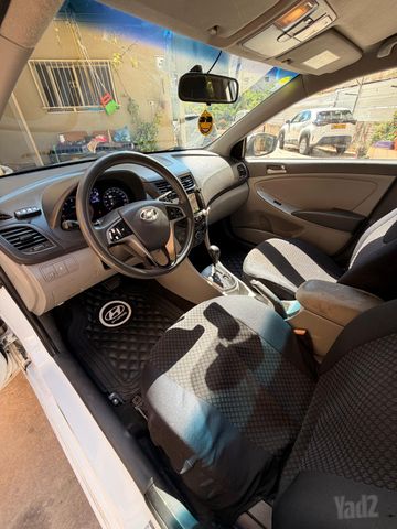 יונדאי אקסנט i25