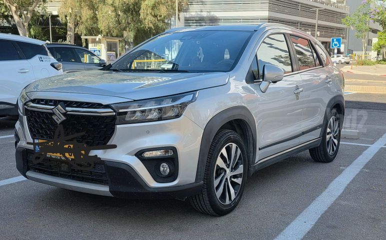 סוזוקי S-Cross