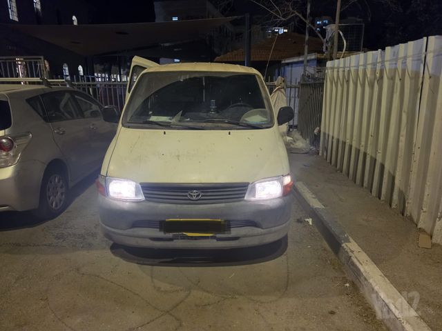 מודעת רכב טויוטה הייאס