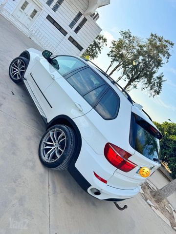 ב מ וו X5