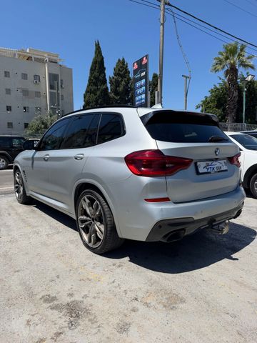 ב מ וו X3