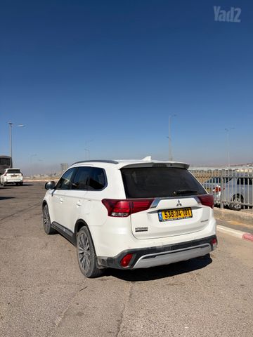 מודעת רכב מיצובישי אאוטלנדר