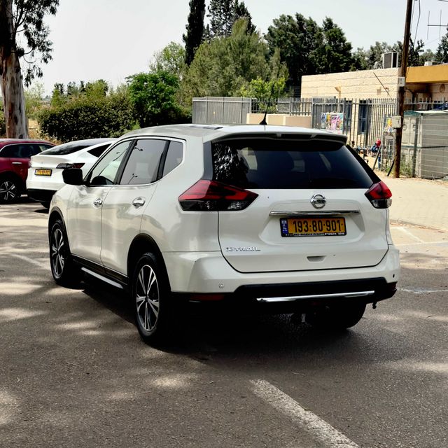 ניסאן אקס טרייל
