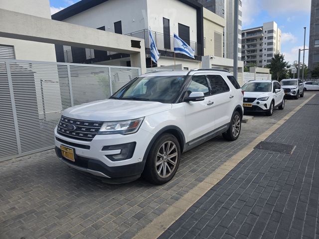 מודעת רכב פורד אקספלורר