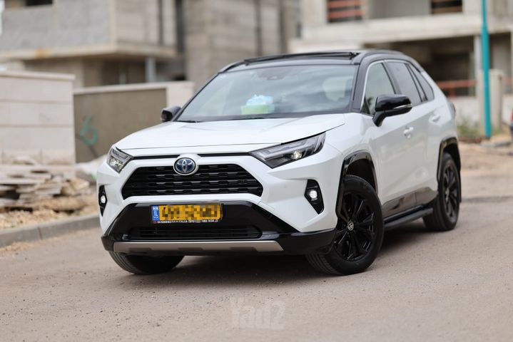 מודעת רכב טויוטה RAV4