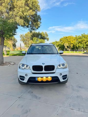 ב מ וו X5