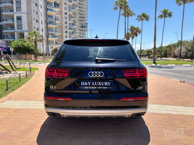 אאודי Q7