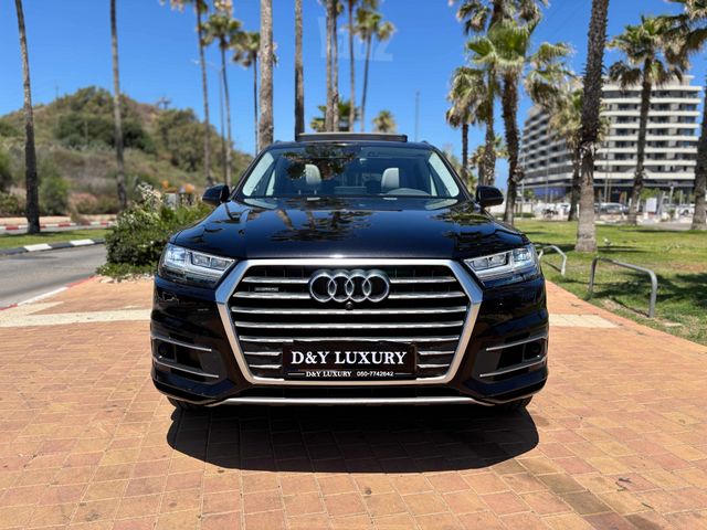אאודי Q7