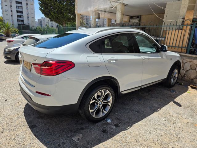 ב מ וו X4