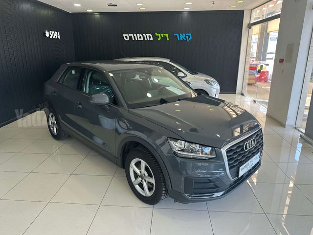 אאודי Q2