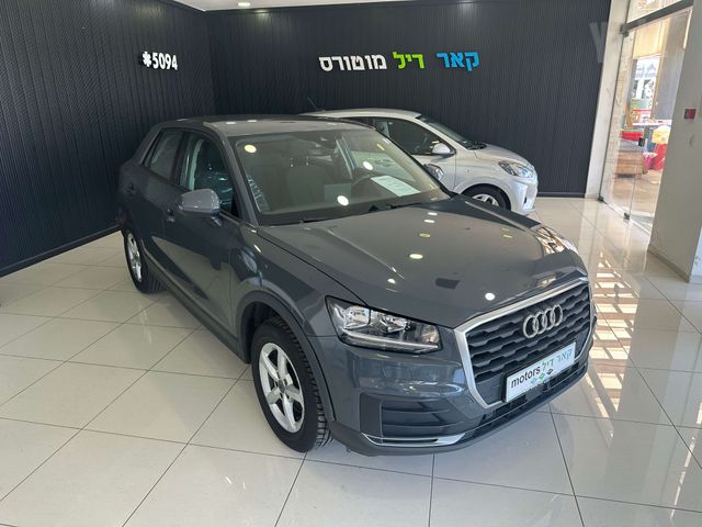 אאודי Q2