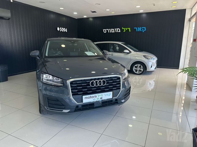 אאודי Q2