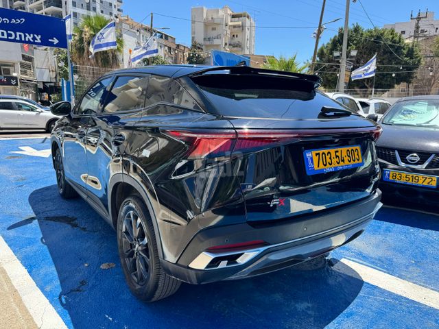 צ׳רי FX