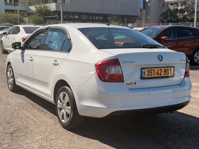 מודעת רכב סקודה ראפיד 1