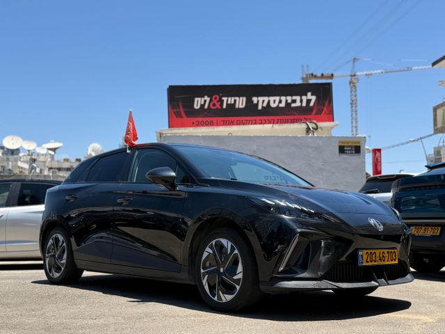 מודעת רכב אם ג'י MG4 1
