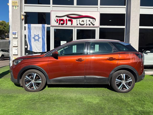 פיג'ו 3008