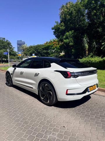 זיקר 001
