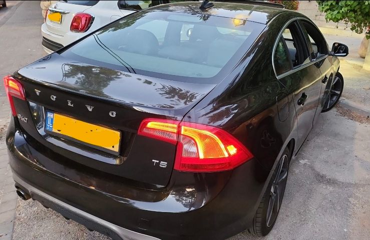 וולוו S60