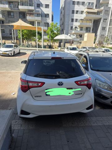 מודעת רכב טויוטה יאריס