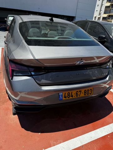 יונדאי אלנטרה