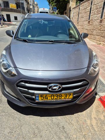 יונדאי i30