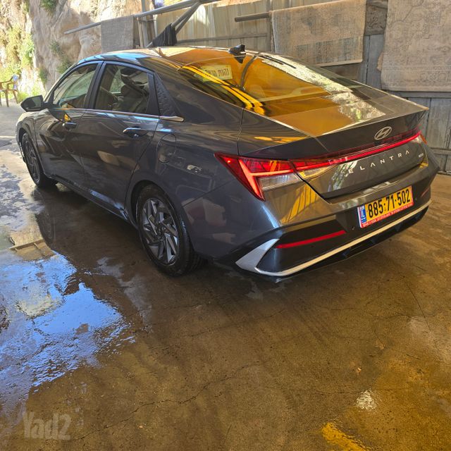 יונדאי אלנטרה