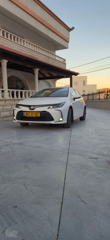מודעת רכב טויוטה קורולה