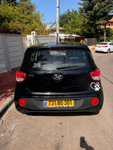 יונדאי i10
