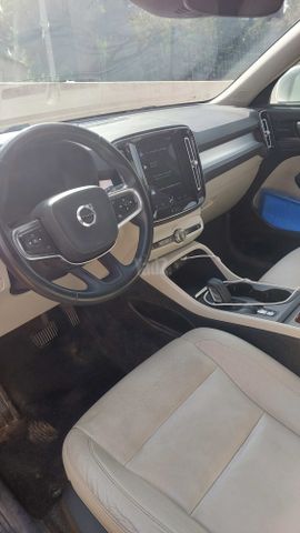 וולוו XC40