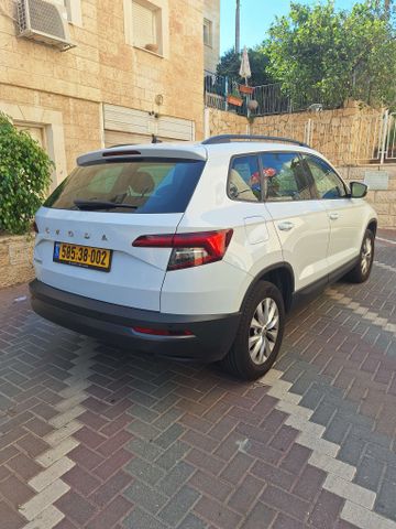 מודעת רכב סקודה קארוק