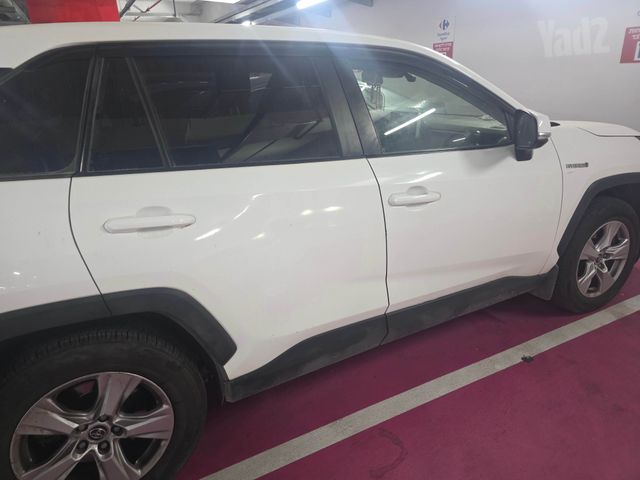 מודעת רכב טויוטה RAV4