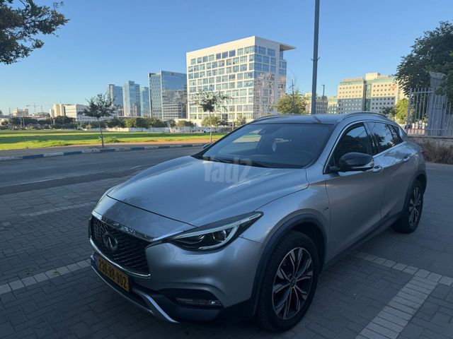 מודעת רכב אינפיניטי QX30