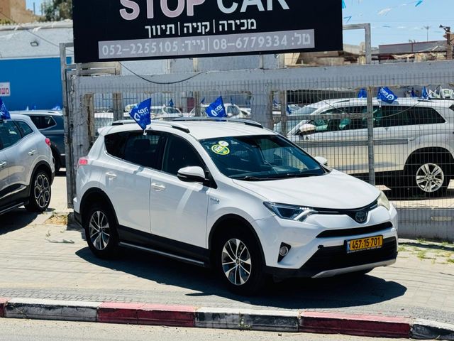 טויוטה RAV4