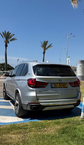 ב מ וו X5