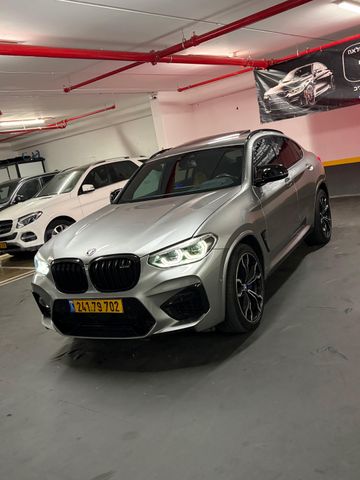 ב מ וו X4 M