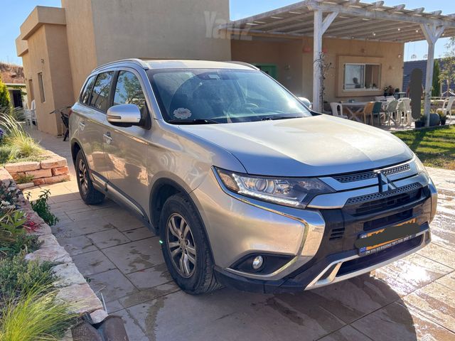 מודעת רכב מיצובישי אאוטלנדר