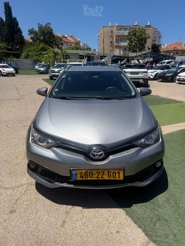 טויוטה אוריס