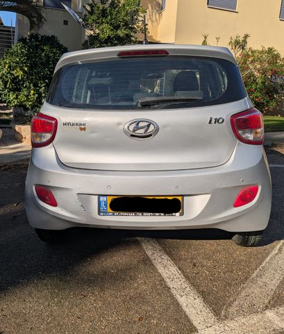 יונדאי i10