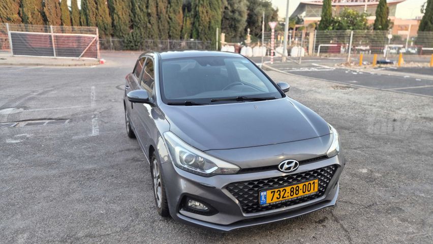 יונדאי i20