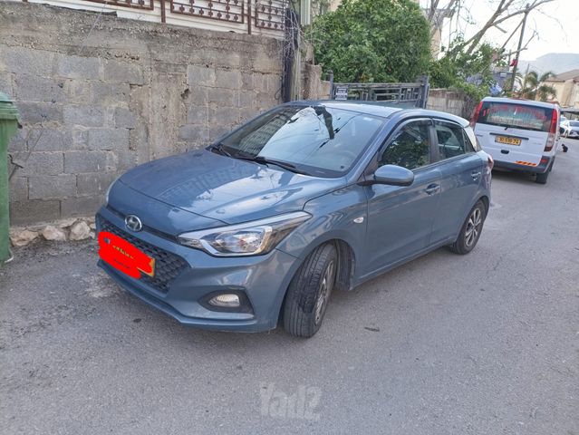 יונדאי i20