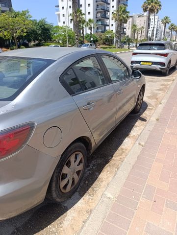 מאזדה 3