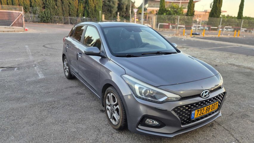 יונדאי i20