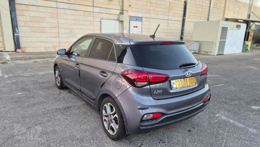 יונדאי i20
