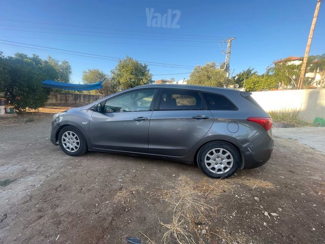 יונדאי i30