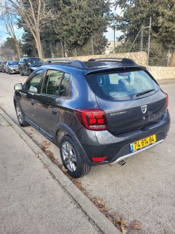 דאצ'יה סנדרו