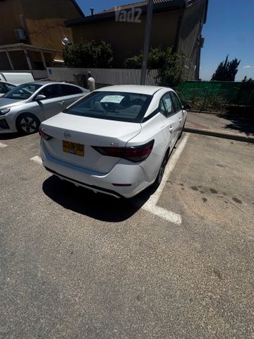 ניסאן סנטרה