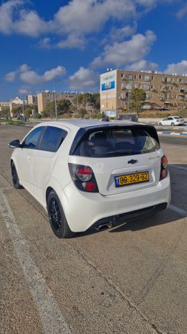 שברולט סוניק