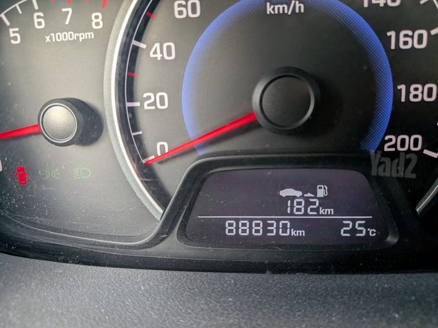 יונדאי i10