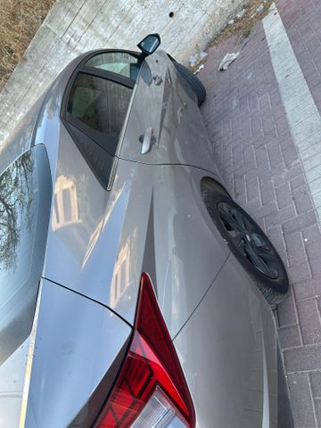 מודעת רכב יונדאי אלנטרה